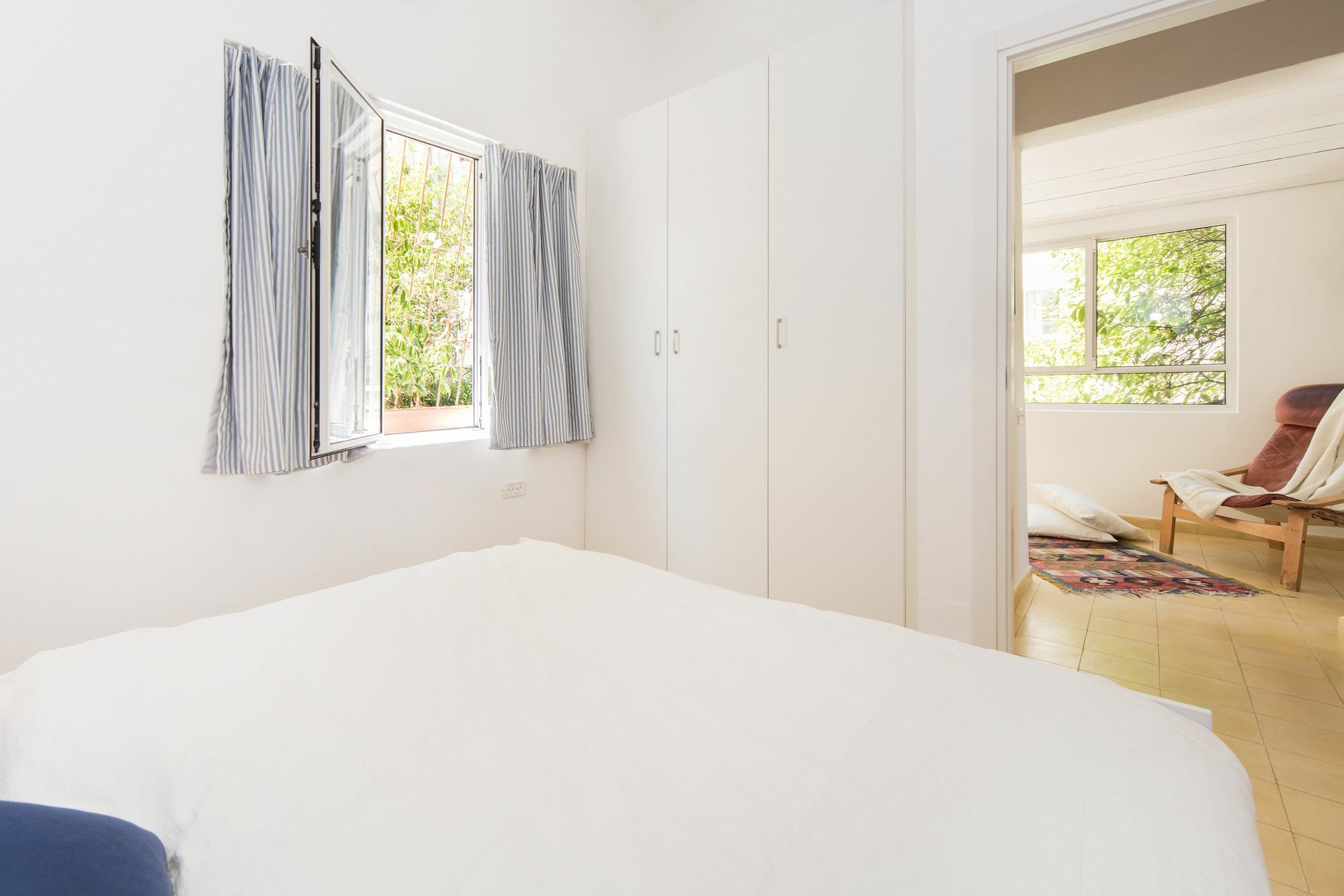 Lovely 1Bd W/ Private Balcony By Sea N' Rent Тель-Авив Экстерьер фото
